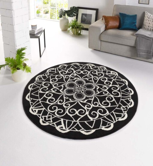 Modern vloerkleed rond Mandala - zwart - sfeer