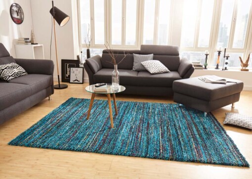 Hoogpolig modern vloerkleed Chic - blauw - sfeer