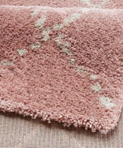 Hoogpolig vloerkleed geruit Allure - roze/crème - close up, thumbnail Hoogpolig vloerkleed geruit Allure - roze/crème - close up, thumbnail