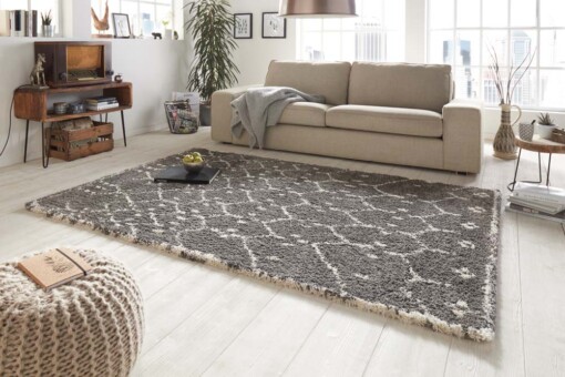 Hoogpolig vloerkleed Frame - grijs/crème - sfeer