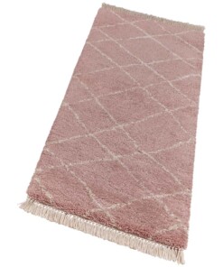 Hoogpolig vloerkleed Primerose - roze/crème - overzicht schuin, thumbnail