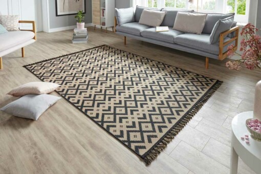 Scandinavisch vloerkleed Gotland - beige/zwart - sfeer