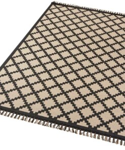 Scandinavisch vloerkleed Visby - beige/zwart - overzicht schuin, thumbnail Scandinavisch vloerkleed Visby - beige/zwart - overzicht schuin, thumbnail