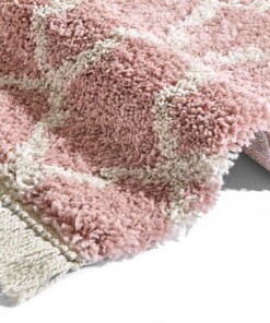 Hoogpolig vloerkleed Pearl - roze/crème - close up, thumbnail