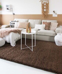 Hoogpolig vloerkleed shaggy Trend effen - bruin - sfeer