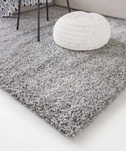 Hoogpolig vloerkleed shaggy Trend effen - lichtgrijs - close up hoek