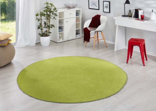 Modern effen vloerkleed rond Fancy - groen - sfeer