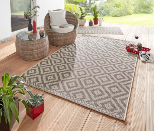 Scandinavisch buitenkleed Summer - taupe/grijs - sfeer