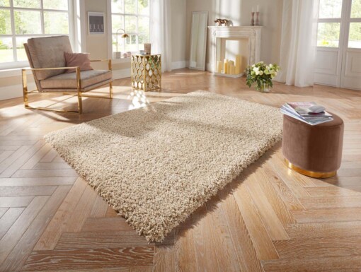 Hoogpolig vloerkleed Tarbes Elle Decoration - beige - sfeer