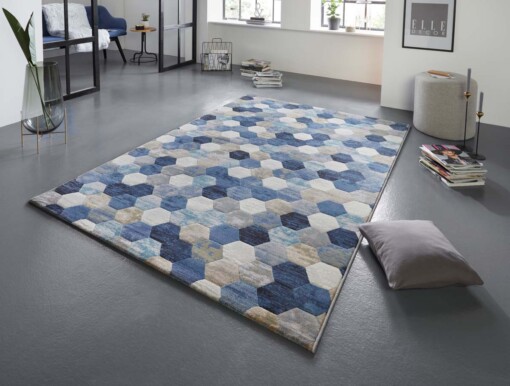 Design vloerkleed Manosque Elle Decoration - blauw/crème - sfeer