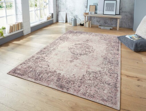 Vlakweef vloerkleed Vertou Elle Decoration - roze/zwart - sfeer