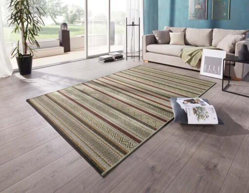 Binnen & buiten vloerkleed Rodez Elle Decoration - groen/terracotta - sfeer