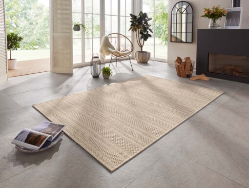 Binnen & buiten vloerkleed Arras Elle Decoration - bruin - sfeer