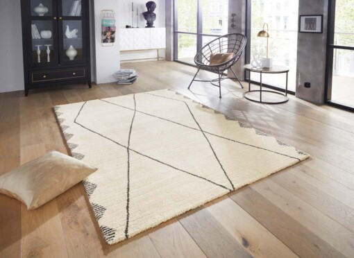 Design vloerkleed Beaune Elle Decoration - crème/grijs - sfeer