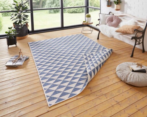 Binnen & buiten vloerkleed ruiten Tahiti - blauw/creme - sfeer