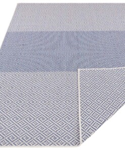 Binnen & buiten vloerkleed Borneo - blauw/créme - overzicht schuin, thumbnail