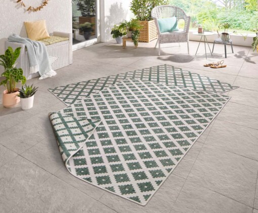 Binnen & buiten vloerkleed ruiten Nizza - groen/crème - sfeer