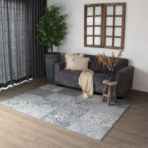 Patchwork Vloerkleed Factum - Joy de Vivre - lichtgrijs - sfeer