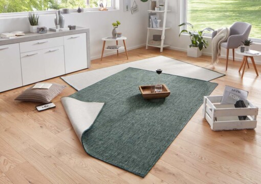 Binnen & buiten vloerkleed effen Miami - groen/crème - sfeer