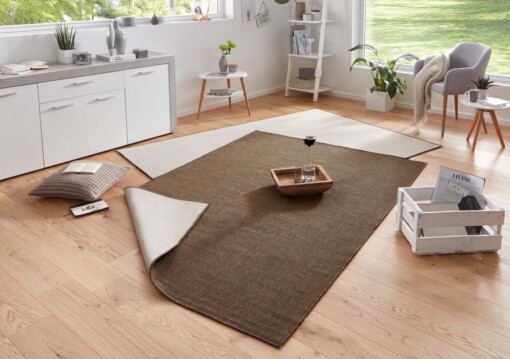 Binnen & buiten vloerkleed effen Miami - bruin/crème - sfeer