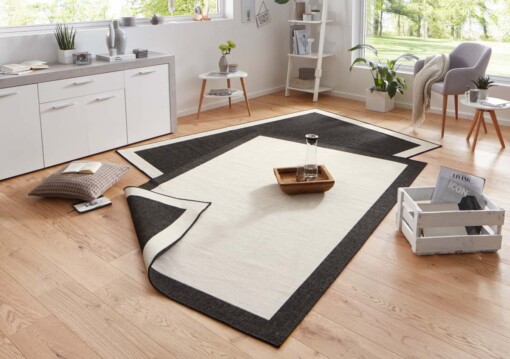 Binnen & buiten vloerkleed Panama - zwart/crème - overzicht boven