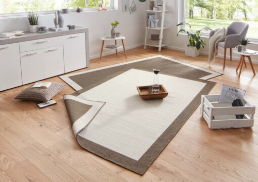 Binnen & buiten vloerkleed Panama - bruin/crème - sfeer