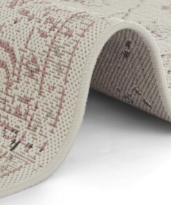 Binnen & buiten vloerkleed vintage Navarino - crème/roze - close up, thumbnail Binnen & buiten vloerkleed vintage Navarino - crème/roze - close up, thumbnail