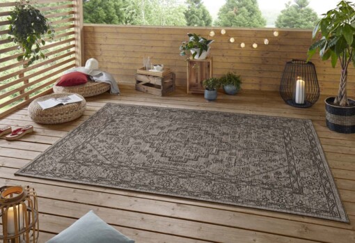 Binnen & buiten vloerkleed vintage Tyros - beige/antraciet - sfeer