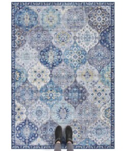 Oosters vloerkleed Kashmir Ghom Elle Decoration - denim blauw - overzicht sfeer, thumbnail