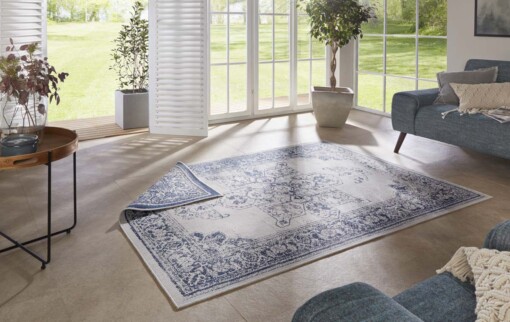 Binnen & buiten vloerkleed Borbon - blauw/crème - sfeer