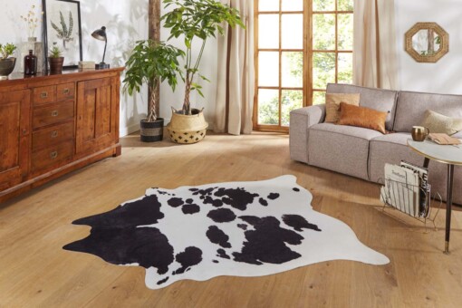 Dierenhuid vloerkleed Optik Wildur - crème/zwart - sfeer