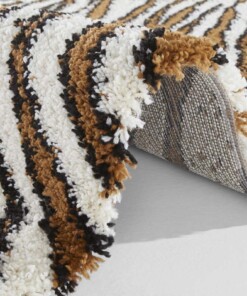 Hoogpolig vloerkleed Life - bruin/crème - close up, thumbnail