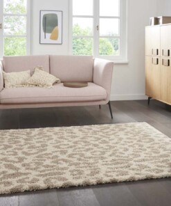 Hoogpolig vloerkleed luipaard Moss - beige - sfeer, thumbnail