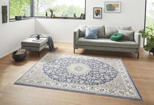 Oosters vloerkleed Keshan - jeansblauw/zilver - sfeer