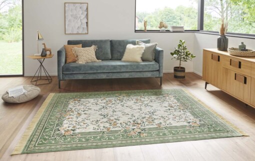 Klassiek vloerkleed Antik flowers - groen/crème - sfeer