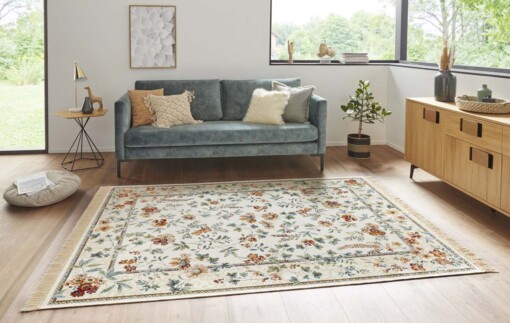 Klassiek vloerkleed Oriental Flowers - crème - sfeer
