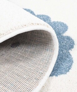 Rond vloerkleed kinderkamer Wolk & Ster 3D - crème/blauw - close up vouw, thumbnail