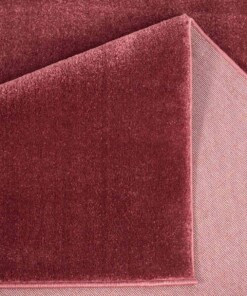 Effen vloerkleed velours Gala - rood - close up vouw, thumbnail Effen vloerkleed velours Gala - rood - close up vouw, thumbnail