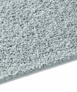 Hoogpolig vloerkleed effen Classic - lichtblauw - close up zijkant, thumbnail Hoogpolig vloerkleed effen Classic - lichtblauw - close up zijkant, thumbnail