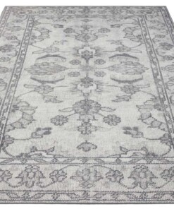 Vintage vloerkleed Vivian - grijs - overzicht schuin, thumbnail