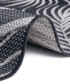 Binnen & buiten vloerkleed Tropical leaf - zwart/crème - close up, thumbnail Binnen & buiten vloerkleed Tropical leaf - zwart/crème - close up, thumbnail