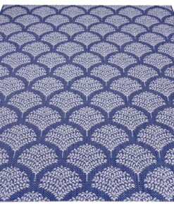 Binnen & buiten vloerkleed Forest - blauw/crème - overzicht schuin, thumbnail