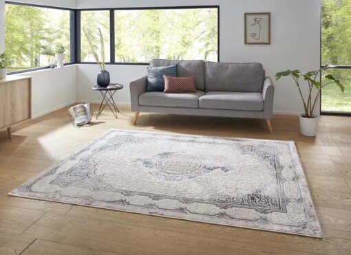 Modern oosters vloerkleed Alain - zilver/blauw - sfeer