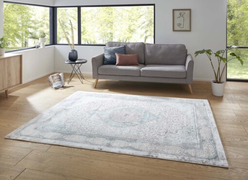 Modern oosters vloerkleed Alain - zilver/turquoise - sfeer