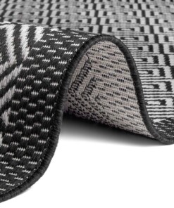 Binnen & buiten vloerkleed ruiten Oslo - zwart/crème - close up, thumbnail