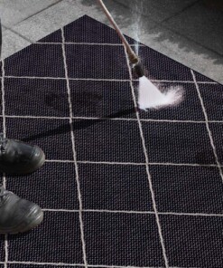 Binnen & buiten vloerkleed ruiten Parijs - zwart/crème - close up materiaal, thumbnail Binnen & buiten vloerkleed ruiten Parijs - zwart/crème - close up materiaal, thumbnail