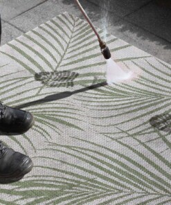 Binnen & buiten vloerkleed Tropical leaf - crème/groen - close up materiaal, thumbnail