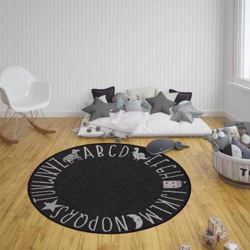 Rond kinderkamer vloerkleed Alfabet - zwart/crème - sfeer