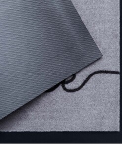 Deurmat Cozy Wasbaar 30°C - grijs/zwart - close up