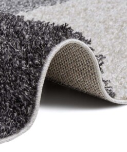 Hoogpolig vloerkleed blokken Rustic - crème/zwart - close up, thumbnail Hoogpolig vloerkleed blokken Rustic - crème/zwart - close up, thumbnail